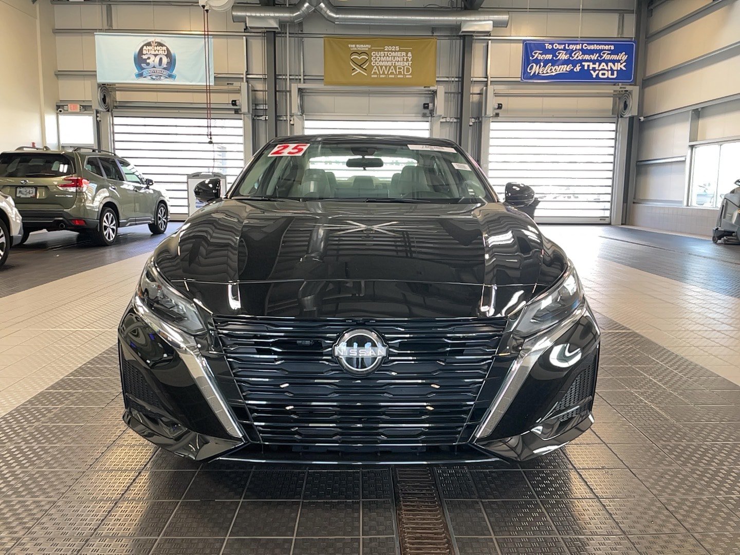 Used 2025 Nissan Altima 2.5 SL AWD/4WD image 9