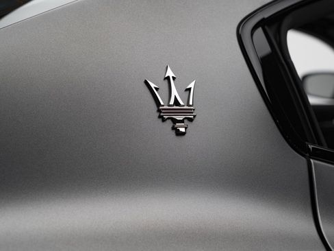 Used 2022 Maserati Ghibli Trofeo image 55