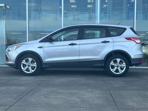 Used 2016 Ford Escape S FWD image 6