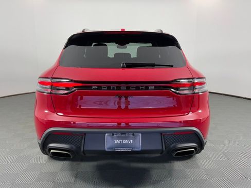 Certified 2026 Porsche Macan AWD/4WD image 4