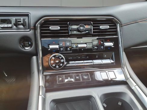 Used 2025 Nissan Armada PRO-4X w/ Pro-4X Premium Package image 21