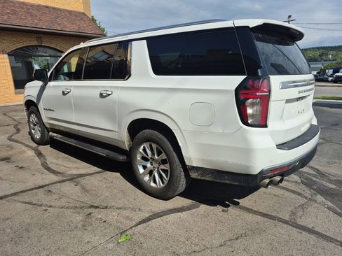 Used 2021 Chevrolet Suburban Premier AWD/4WD image 5