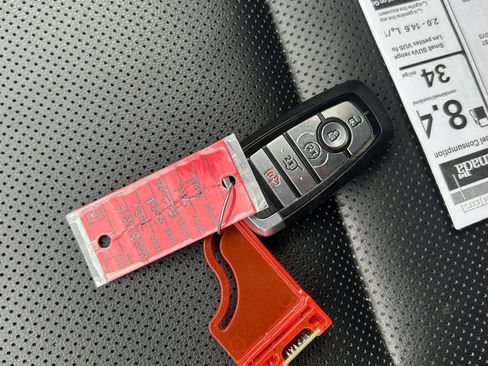 Used 2021 Ford Escape SEL image 33