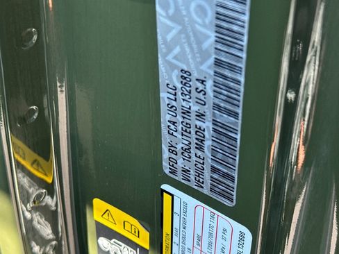 Used 2022 Jeep Gladiator Mojave image 52