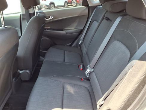 Certified 2023 Hyundai Kona SEL w/ Convenience Package AWD/4WD image 9