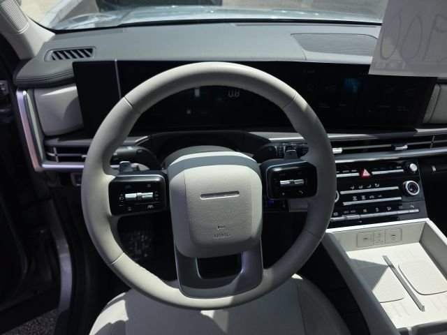 Used 2025 Hyundai Santa Fe SE AWD/4WD image 18
