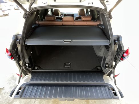 New 2026 BMW X5 sDrive40i w/ Executive Package RWD image 34