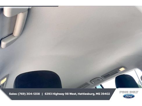 Used 2019 Nissan Armada SV w/ Driver Package RWD image 16