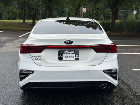 Used 2019 Kia Forte LXS FWD image 4