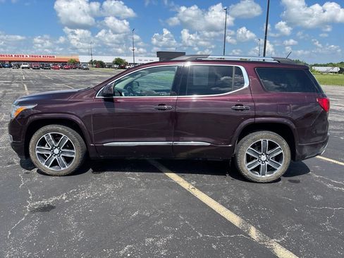 Used 2017 GMC Acadia Denali w/ Technology Package AWD/4WD image 8