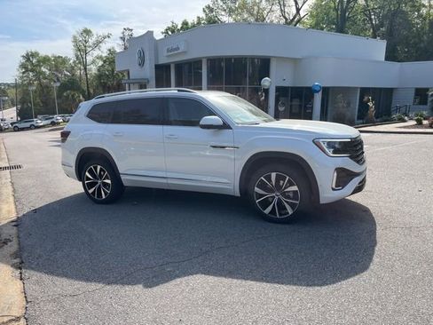 New 2026 Volkswagen Atlas SEL Premium R-Line AWD/4WD image 2