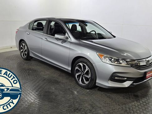 Used 2017 Honda Accord EX-L image 1