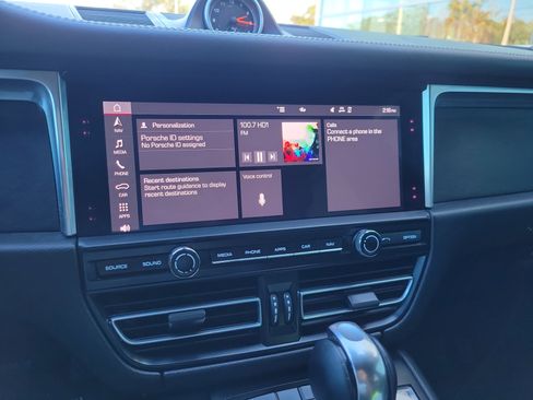 Used 2021 Porsche Macan GTS image 20