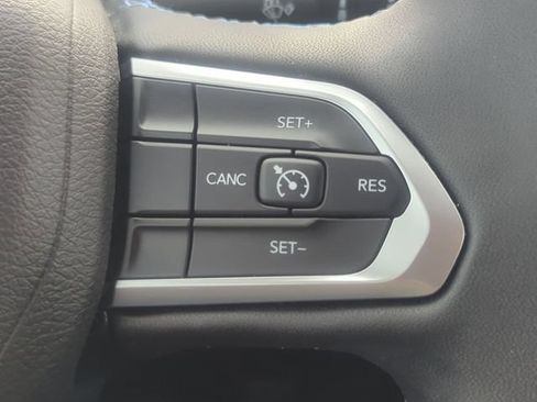 Used 2022 Jeep Compass Latitude AWD/4WD image 14