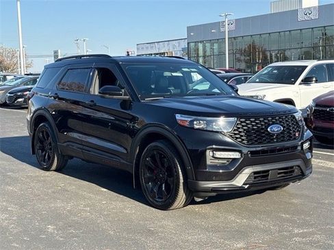 Used 2020 Ford Explorer ST w/ ST Street Pack image 8