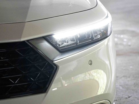 Used 2023 Honda Accord EX-L image 3