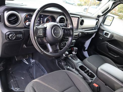 Used 2021 Jeep Wrangler Sport image 24