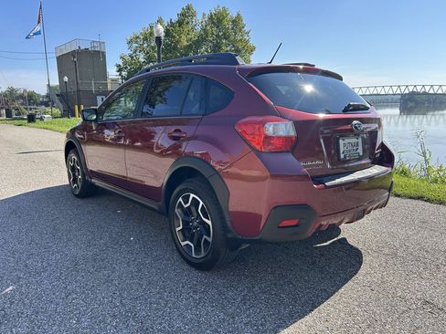 Used 2017 Subaru Crosstrek 2.0i Premium AWD/4WD image 3
