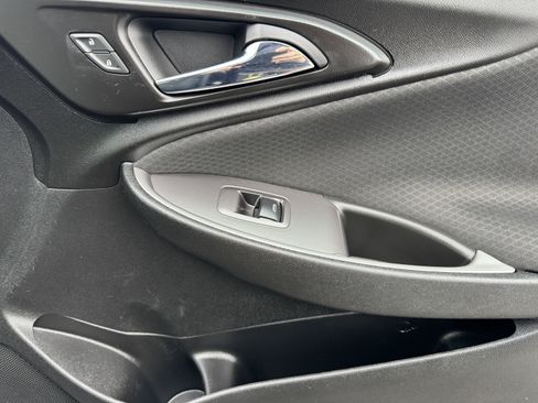 Certified 2020 Chevrolet Malibu LS w/ Driver Confidence Package image 23