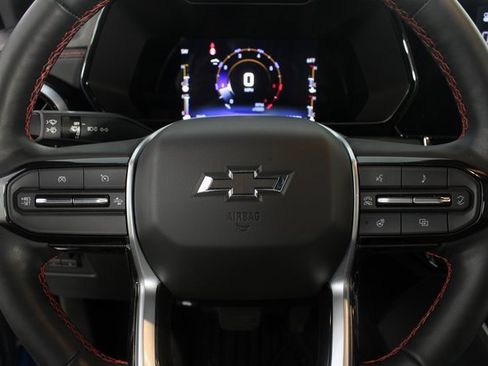 Used 2023 Chevrolet Colorado Z71 w/ Z71 Convenience Package 2 image 13