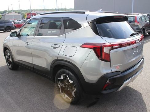 Used 2024 Kia Seltos EX AWD/4WD image 27