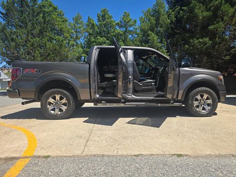 Used 2013 Ford F150 FX4 w/ Luxury Equipment Group AWD/4WD image 3