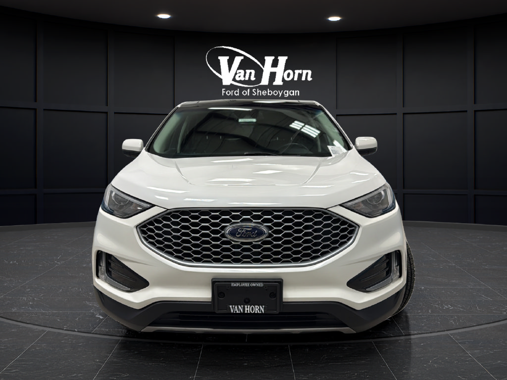 Used 2023 Ford Edge SEL w/ Convenience Package AWD/4WD image 2