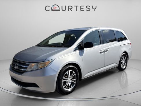Used 2013 Honda Odyssey EX image 2
