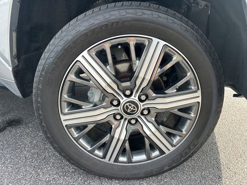 Used 2023 Toyota Tundra Capstone AWD/4WD image 45