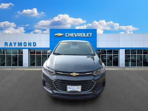 Used 2020 Chevrolet Trax LS FWD image 8