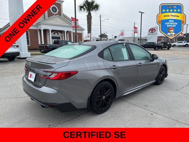 Used 2025 Toyota Camry SE FWD image 5