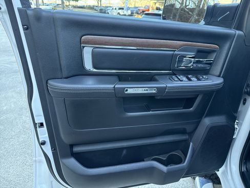 Used 2018 RAM 2500 Laramie w/ Off Road Package image 10