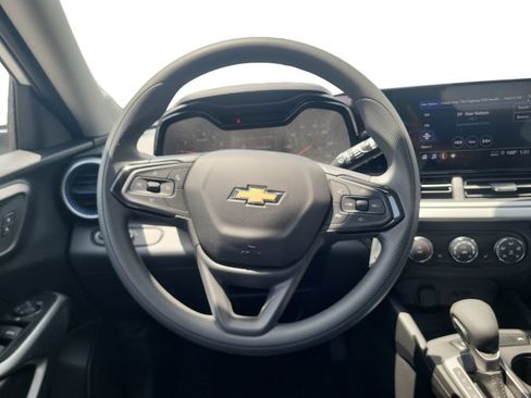 New 2026 Chevrolet Trax LS w/ LS Convenience Package FWD image 13