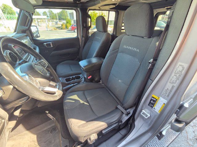 Used 2021 Jeep Wrangler Unlimited Sahara w/ Cold Weather Group AWD/4WD image 18