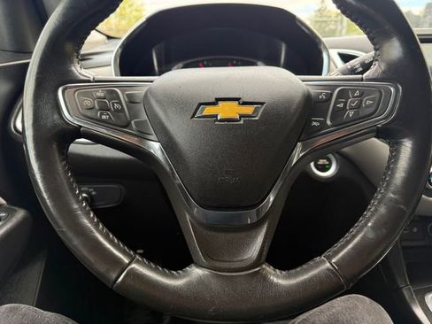 Used 2019 Chevrolet Equinox LT AWD/4WD image 10