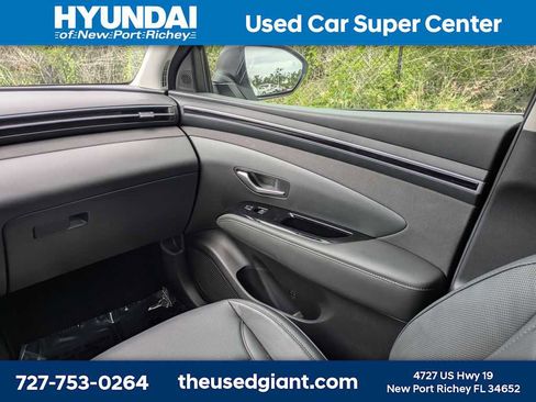 Certified 2024 Hyundai Tucson Limited AWD/4WD image 22