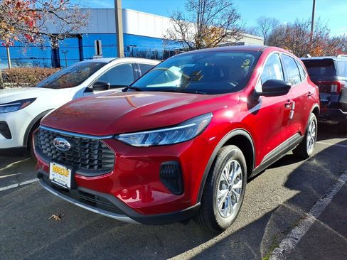 New 2026 Ford Escape Active w/ Tech Pack #1 AWD/4WD image 3