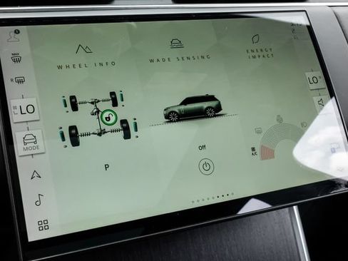 New 2026 Land Rover Range Rover SE AWD/4WD image 37