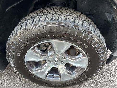 Used 2020 RAM 1500 Laramie image 10