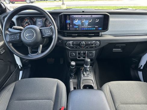 Certified 2025 Jeep Wrangler Sport image 10