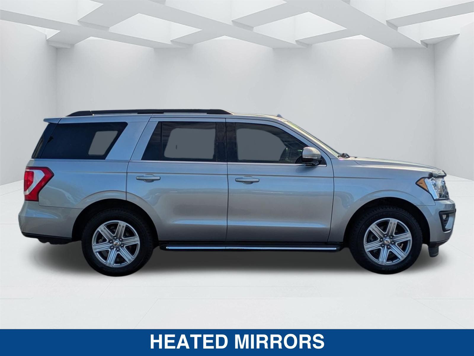 Used 2020 Ford Expedition XLT w/ Equipment Group 202A RWD image 4