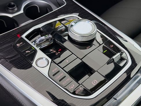 New 2026 BMW X7 xDrive40i w/ Executive Package image 20