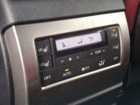 Used 2023 Lexus GX 460 Premium image 11