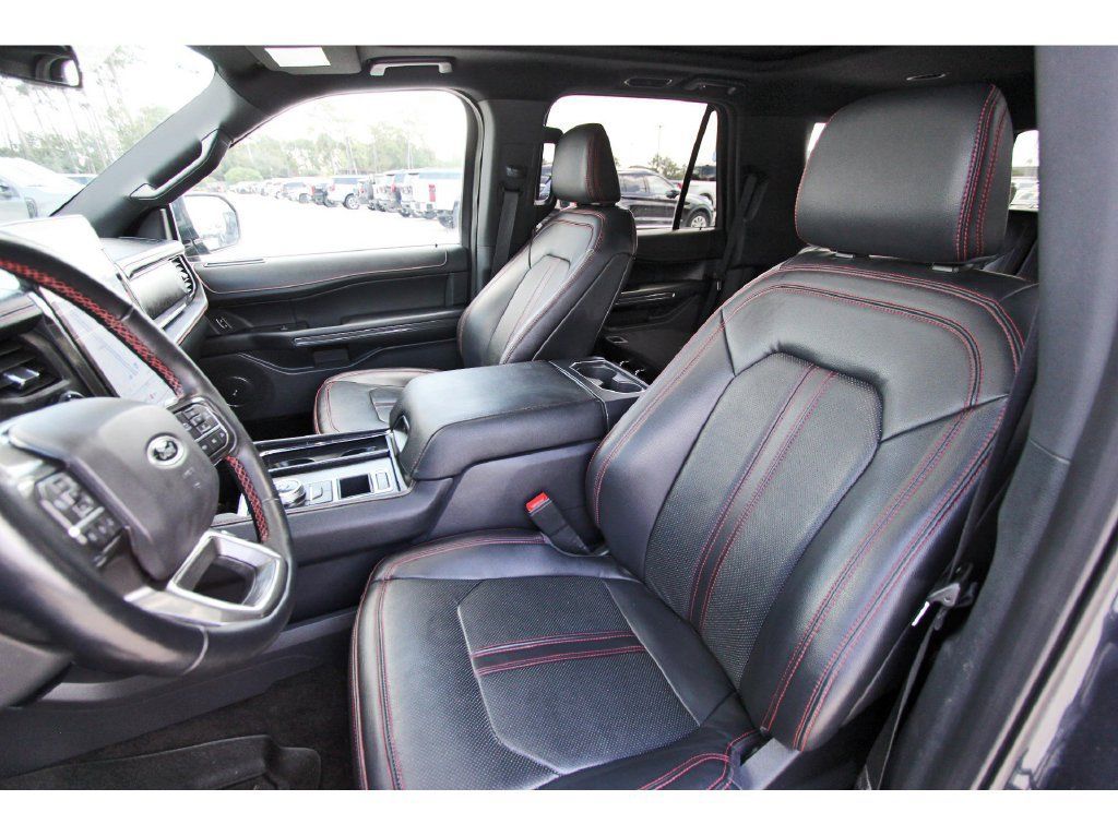 Used 2023 Ford Expedition Limited RWD image 37