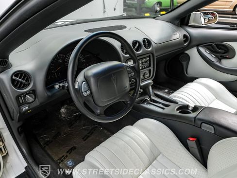 Used 1999 Pontiac Firebird Trans Am RWD image 4