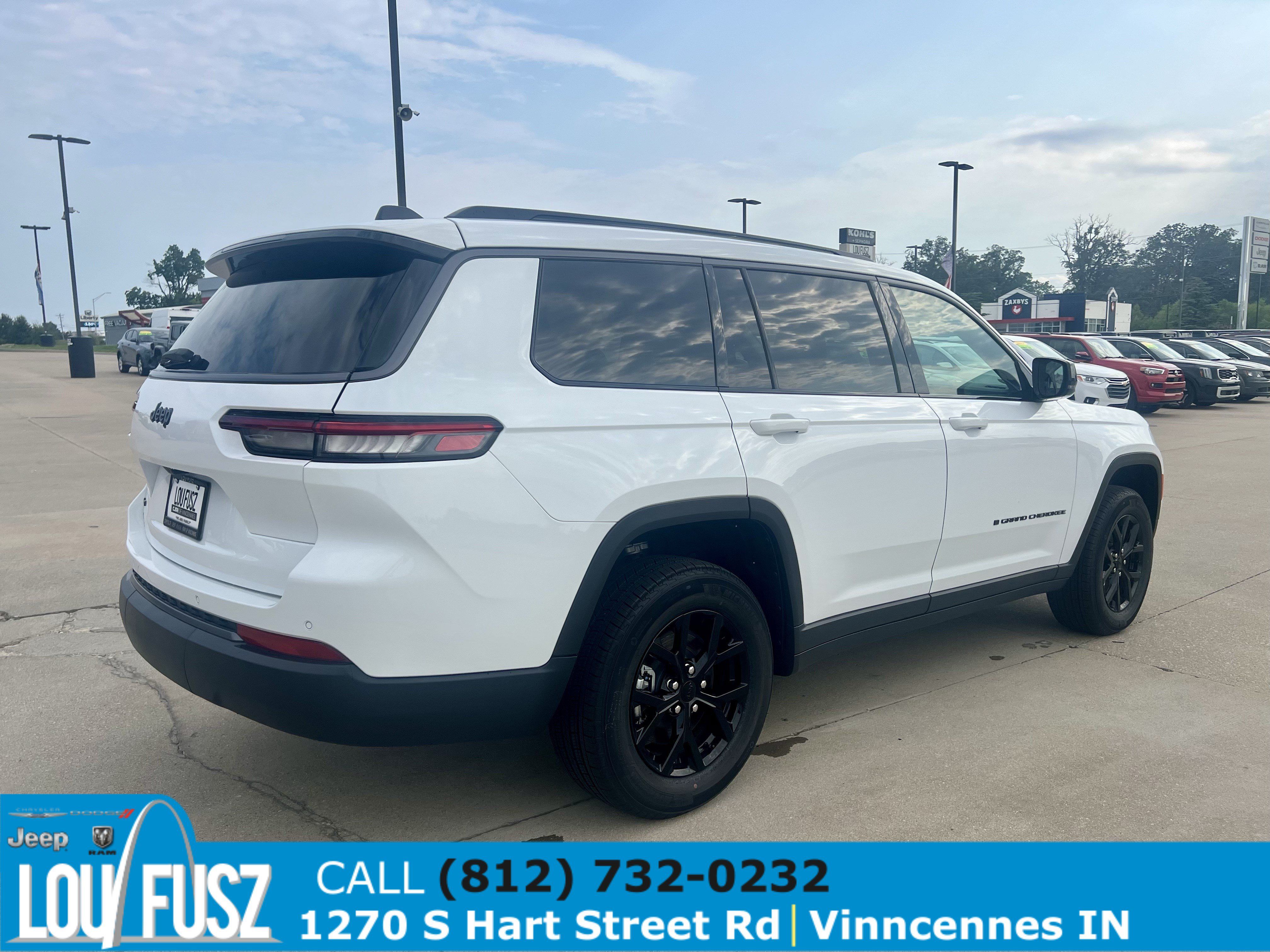 New 2026 Jeep Grand Cherokee L 4WD image 8