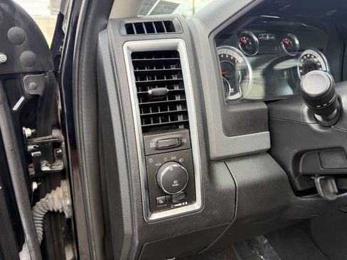 Used 2013 RAM 1500 Outdoorsman image 11