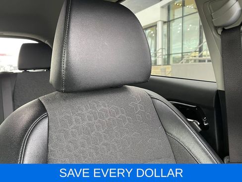 Used 2024 Kia Seltos S FWD image 19