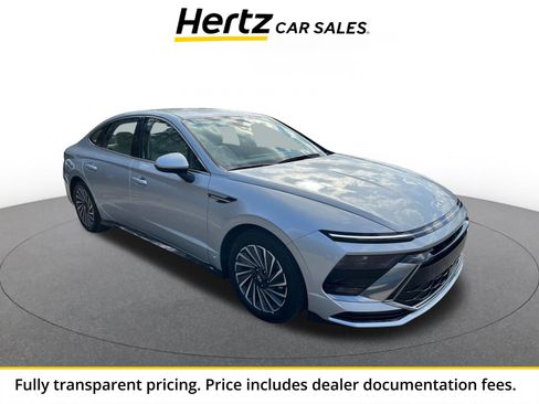 Used 2025 Hyundai Sonata SEL FWD image 1