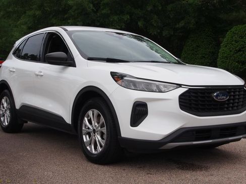 Certified 2023 Ford Escape Active FWD image 1